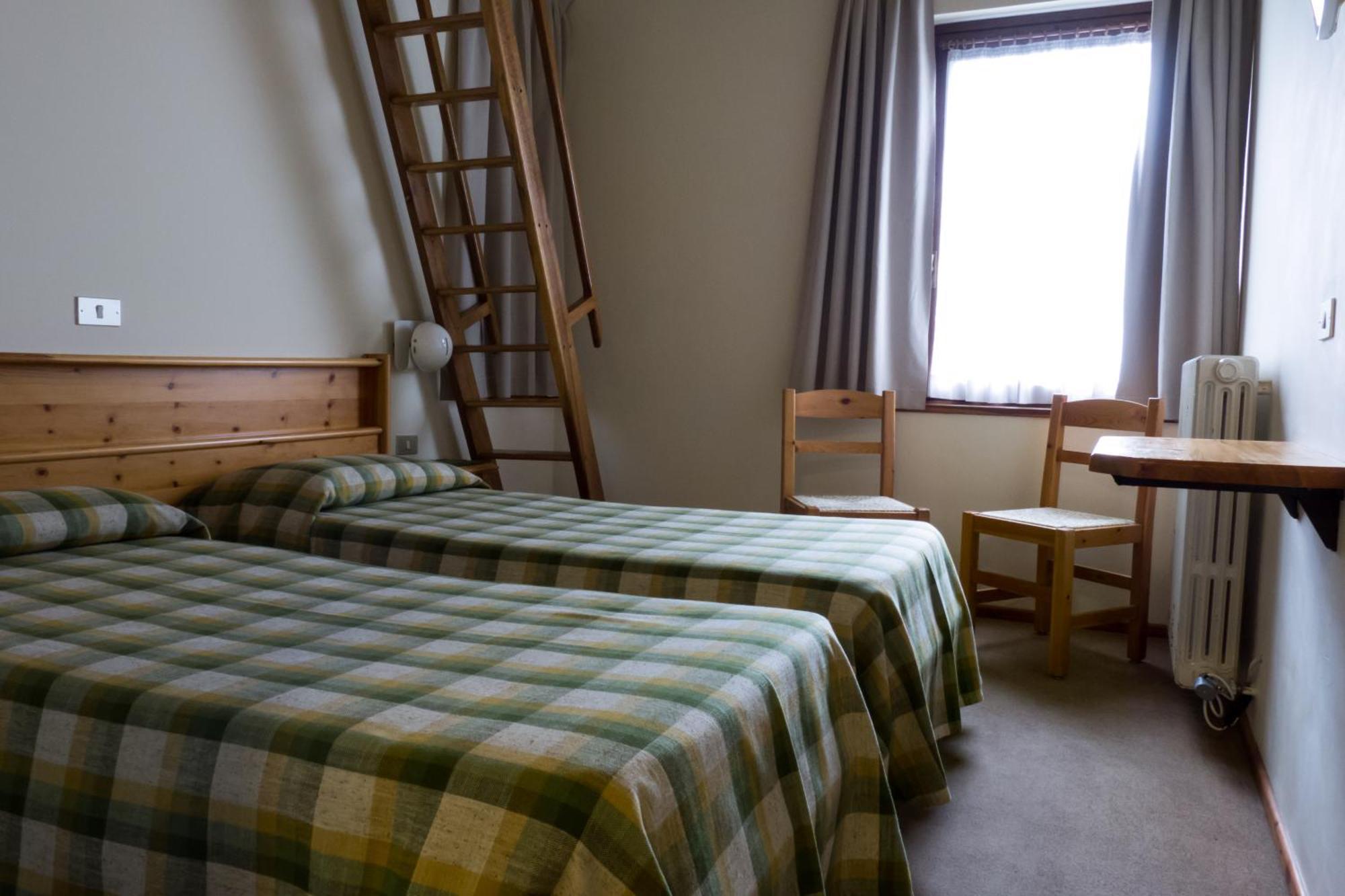 Hotel Valdotain 维莱内乌韦 外观 照片