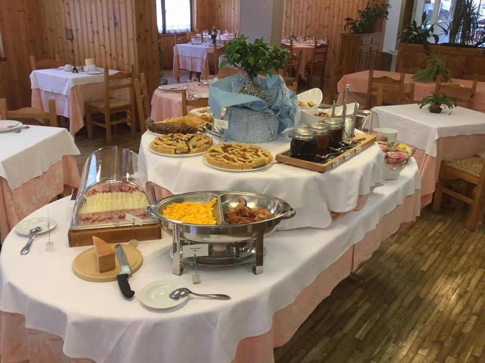 Hotel Valdotain 维莱内乌韦 外观 照片